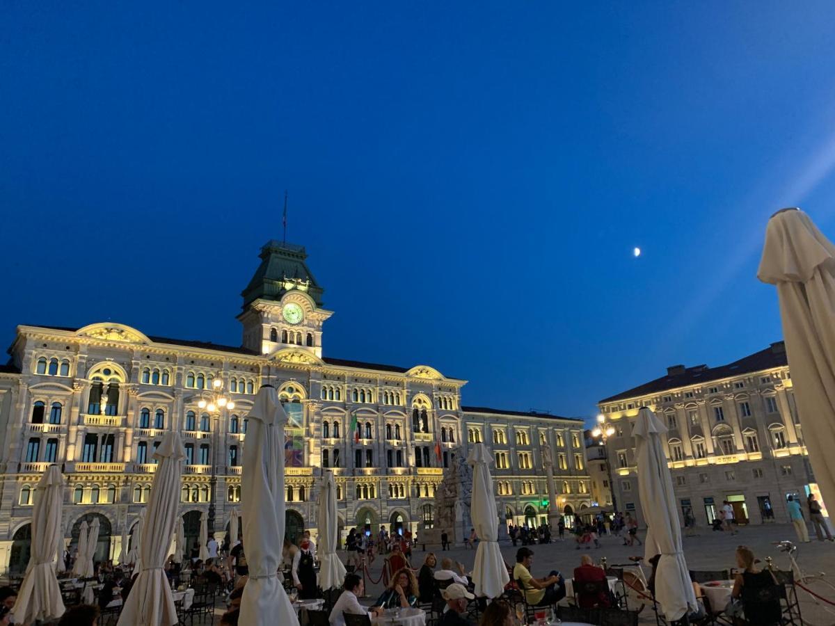 Casa Vacanze Ospitale2 Trieste Esterno foto