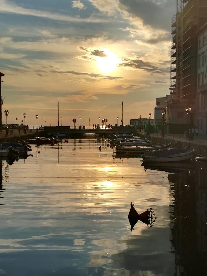 Casa Vacanze Ospitale2 Trieste Esterno foto
